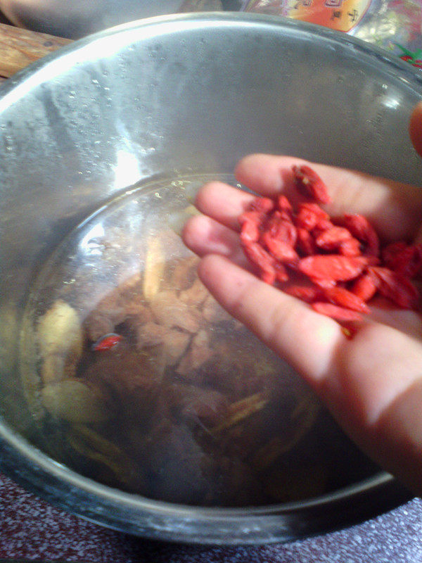 黄芪牛肉汤步骤8
