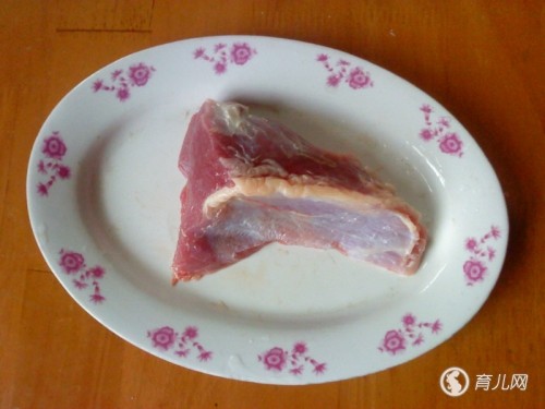 牛肉炒菠萝步骤1