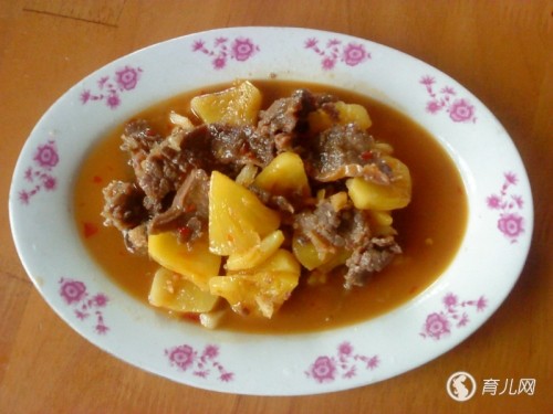 牛肉炒菠萝步骤5