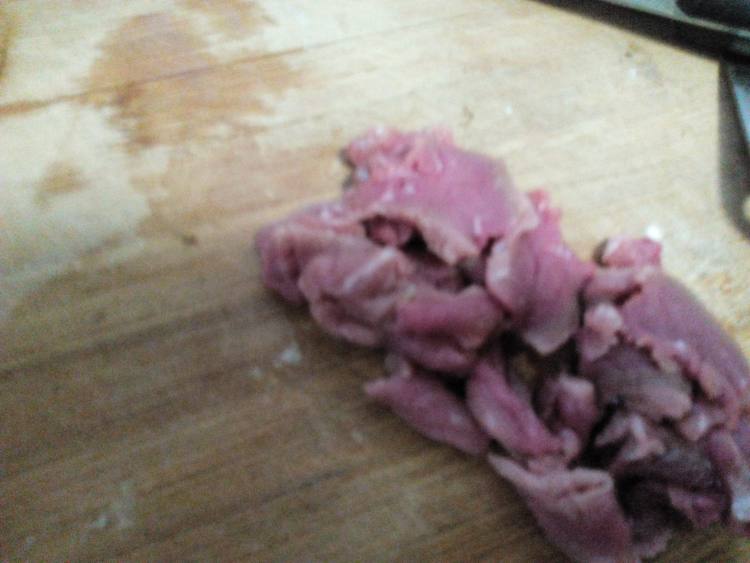 黄瓜炒牛肉步骤1