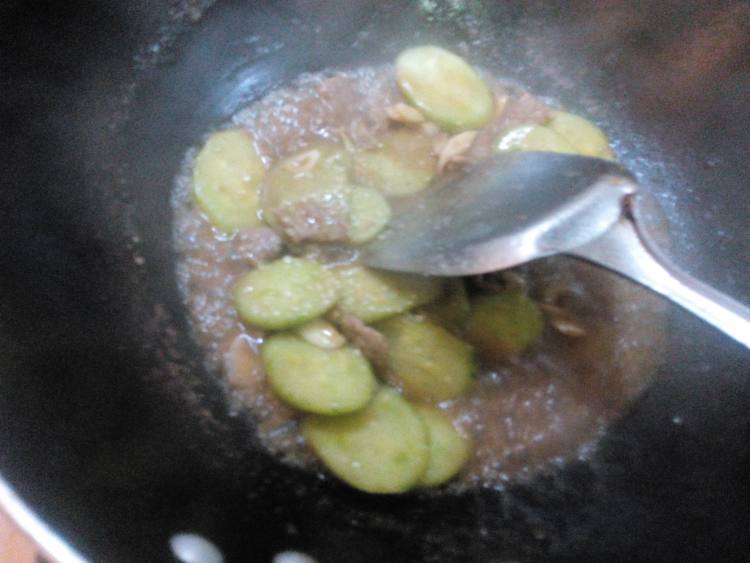 黄瓜炒牛肉步骤11