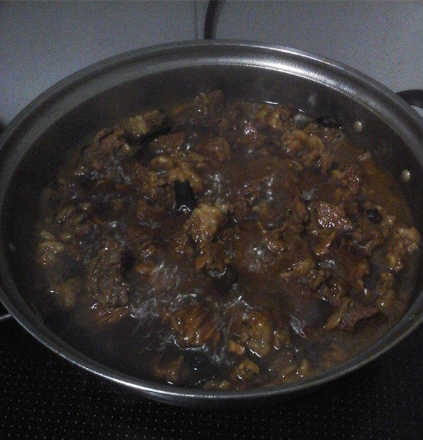 秘制红烧牛肉步骤4
