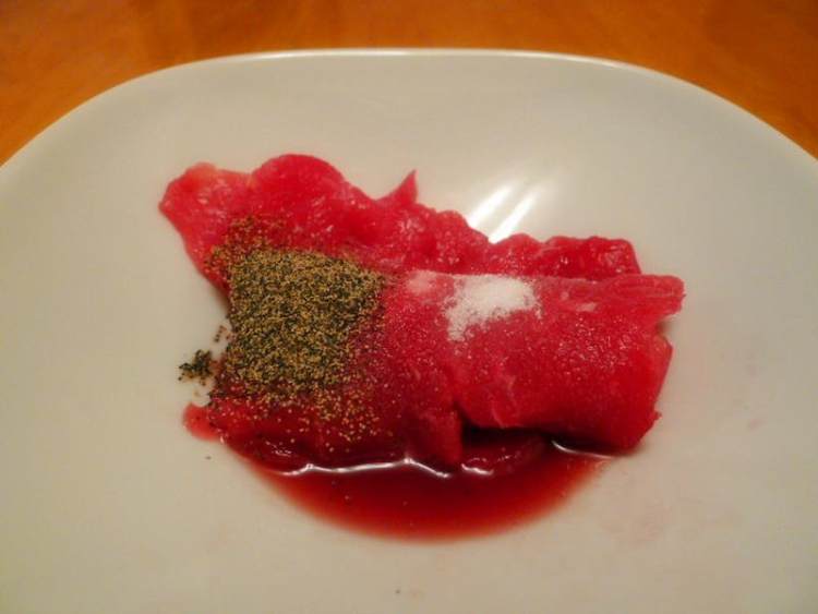 薯蓉杂菜牛肉卷步骤1