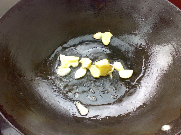 牛肉炒豆角步骤2