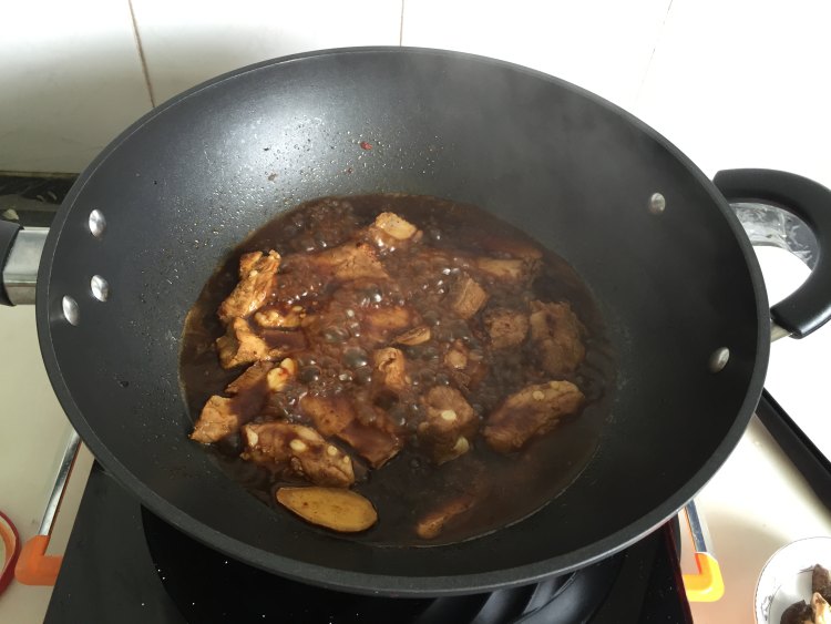 豉香排骨煲仔饭步骤5