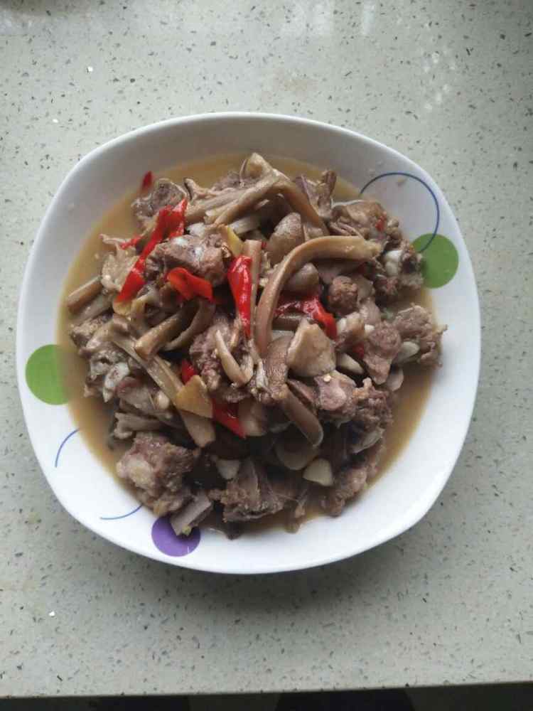 长脚菇炖排骨步骤11