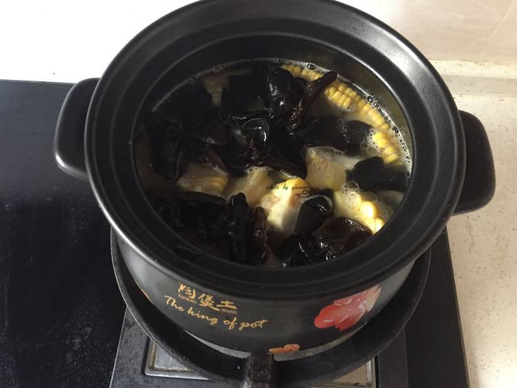 三色排骨汤步骤8