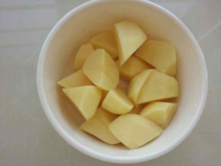 南瓜土豆炖排骨步骤3