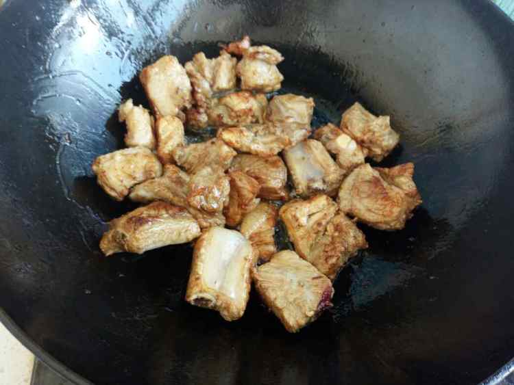 南瓜土豆炖排骨步骤6