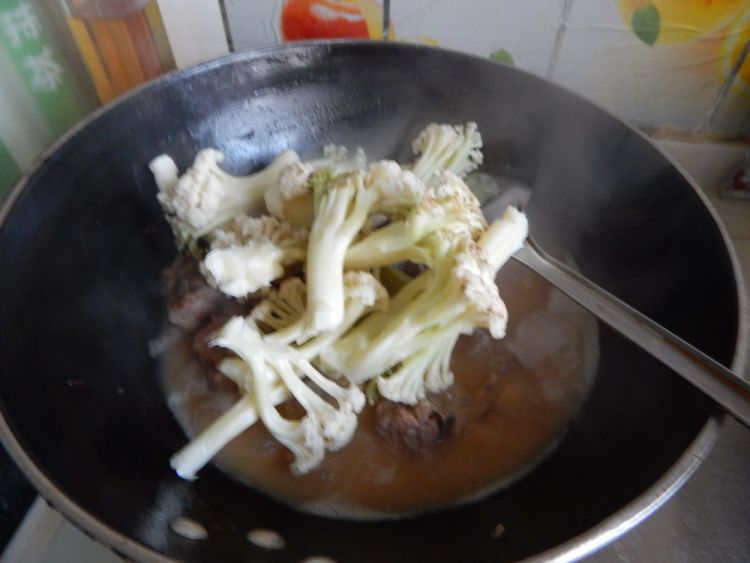 花菜烧排骨步骤9