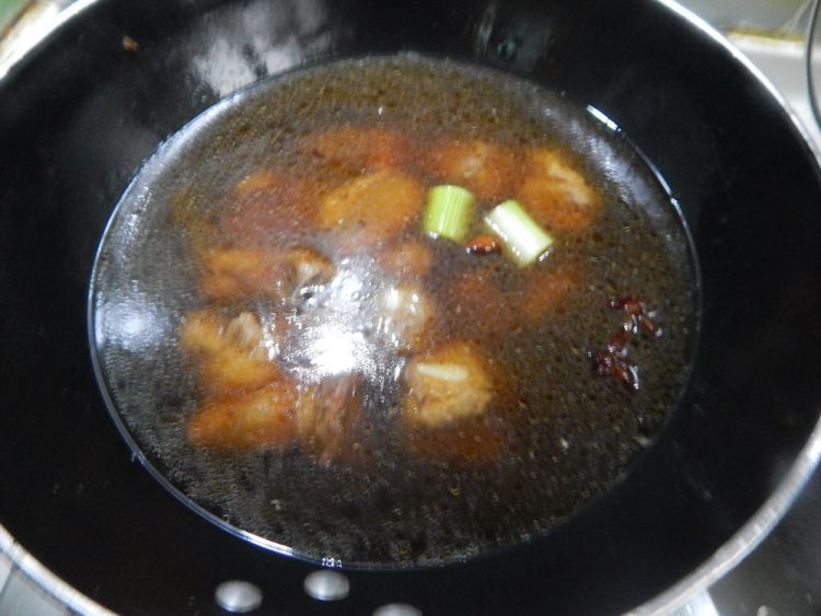 土豆红烧排骨步骤6