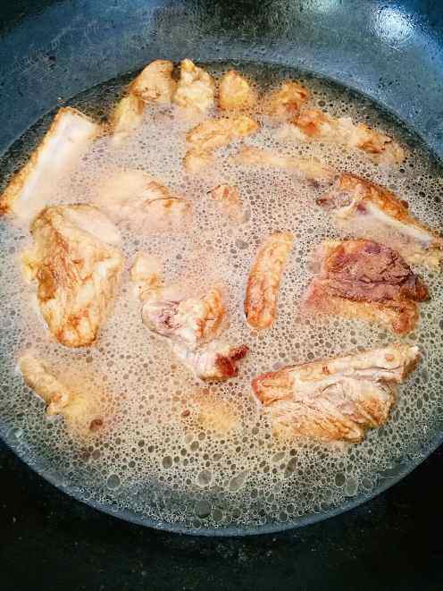 红烧排骨土豆块步骤5