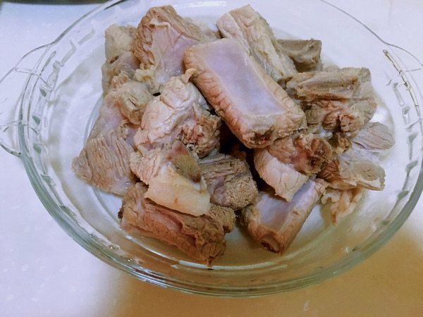 家常烧排骨步骤4