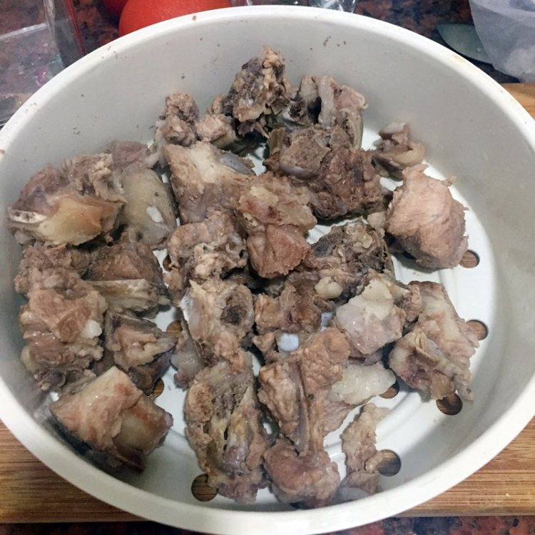 红烧排骨土豆步骤1