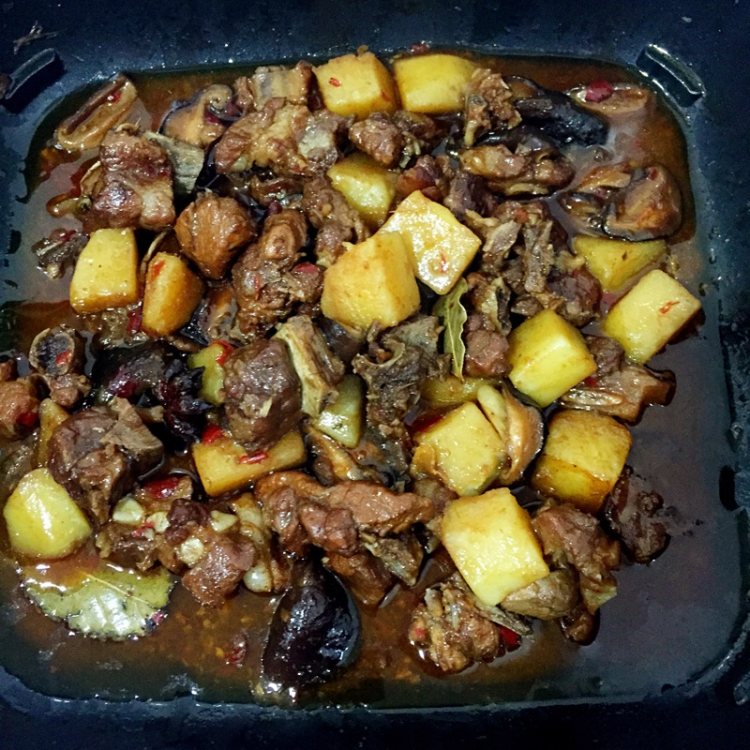 红烧排骨土豆步骤9