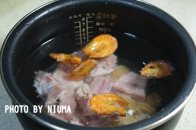 鲍鱼排骨粥#本味家乡步骤5