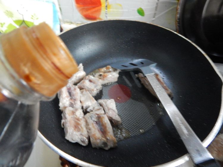 豆角烧排骨步骤3