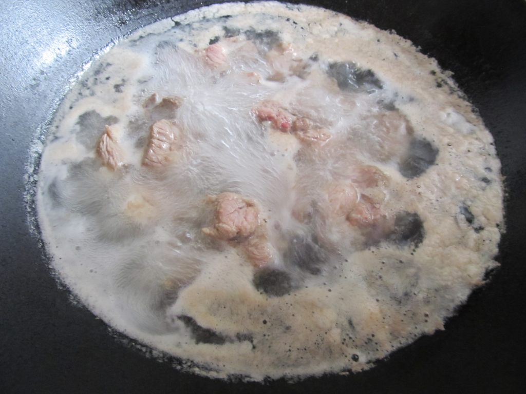 杂蔬排骨焖饭步骤3