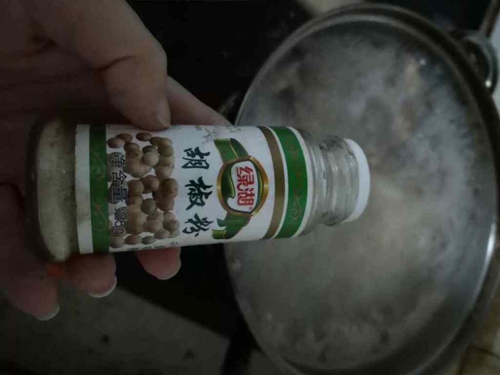 淮山荸荠排骨汤步骤6