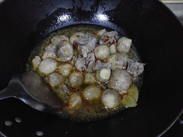 芋头炖排骨步骤5
