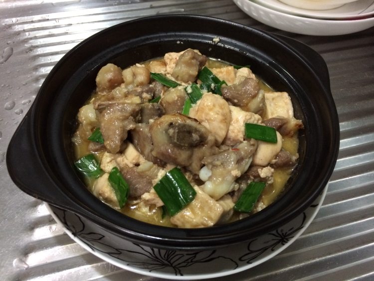 豆腐焖排骨步骤8