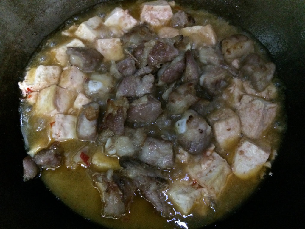 豆腐焖排骨步骤6