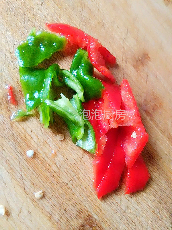 排骨烧玉米步骤2