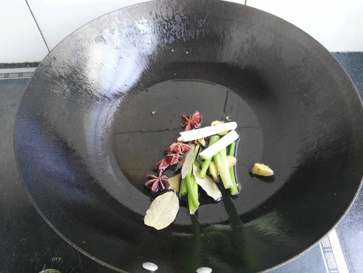 胡萝卜山药炖排骨步骤4
