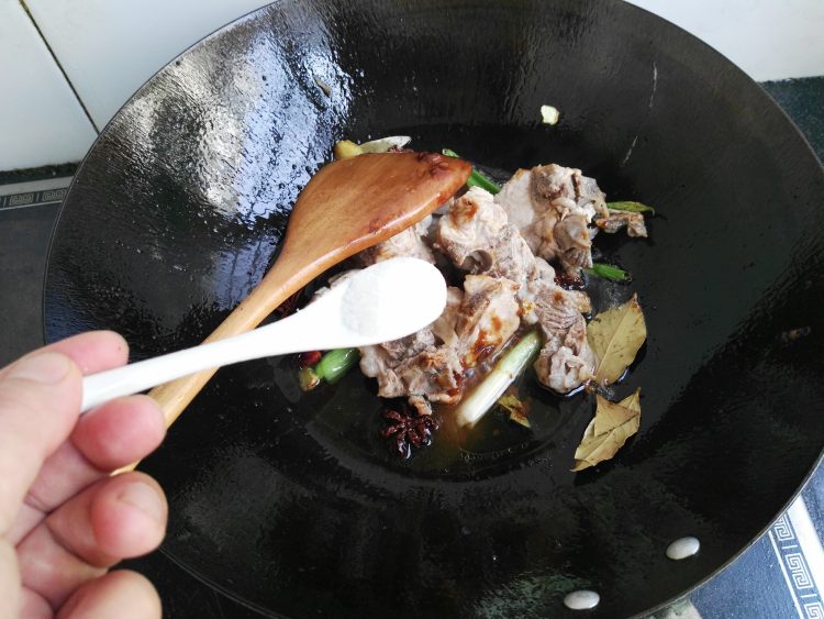 胡萝卜山药炖排骨步骤8
