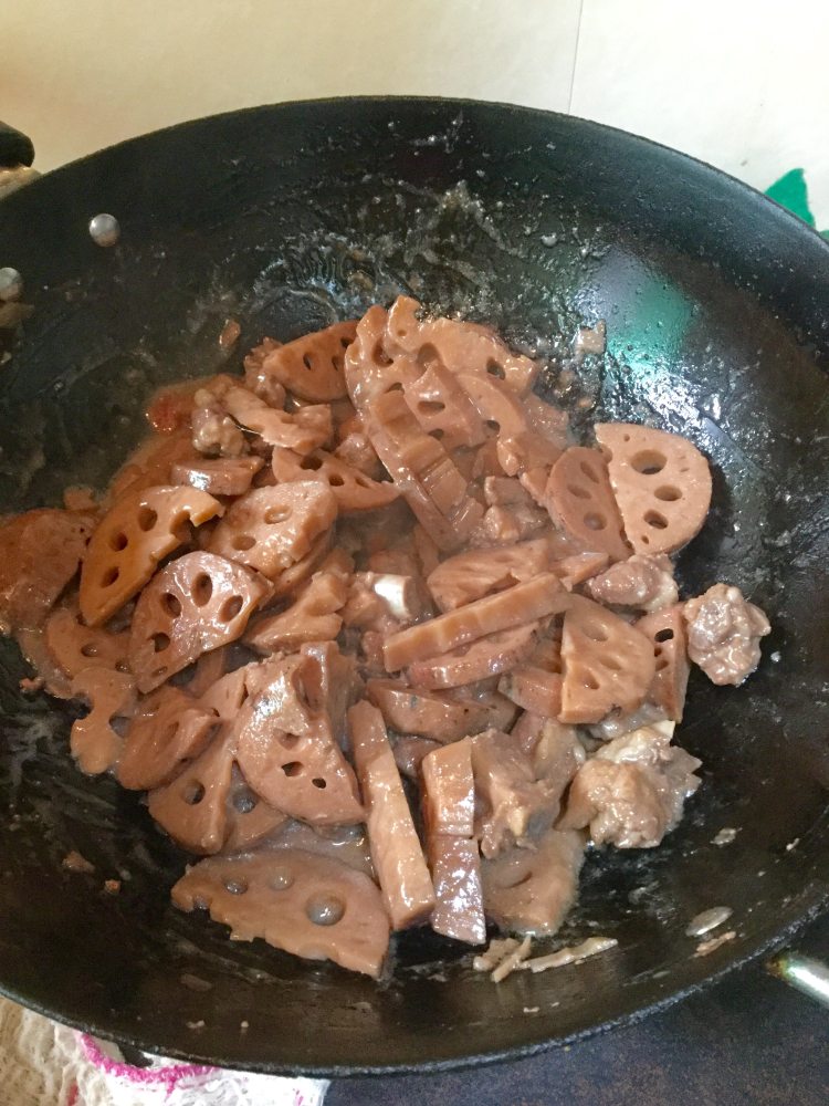 排骨焖莲藕步骤7