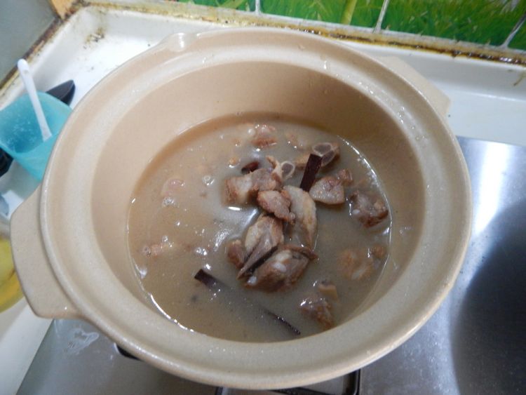 砂锅豆角排骨步骤11