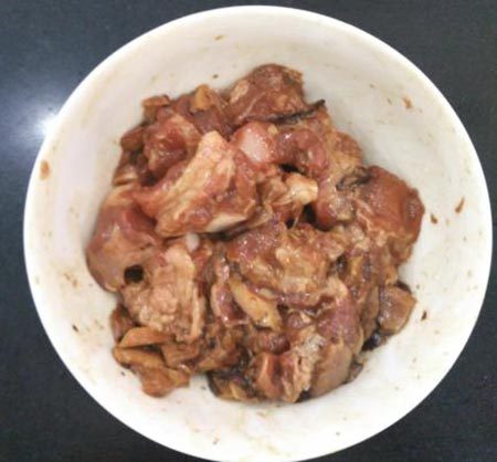 香菇锅仔饭步骤1