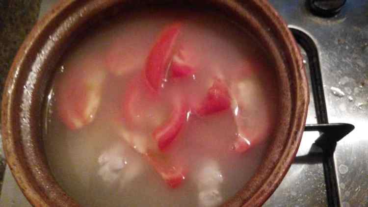 蕃茄淮山煲排骨步骤5