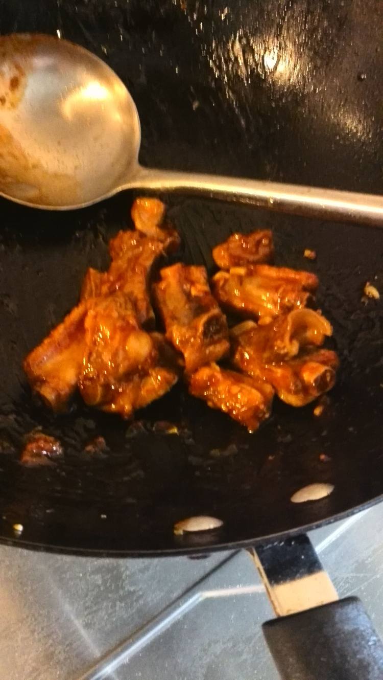 焦皮糖醋排骨步骤7