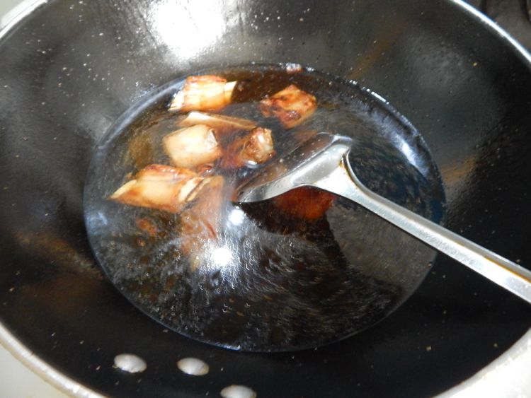 茭白烧排骨步骤9