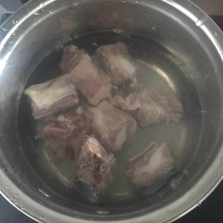 黄豆海带排骨汤#新鲜步骤4