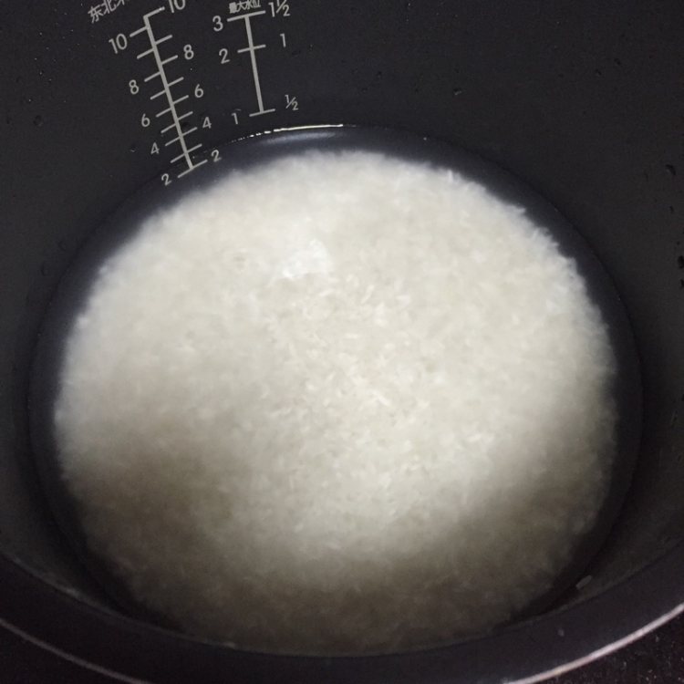 玉米粒排骨饭#新鲜从步骤1