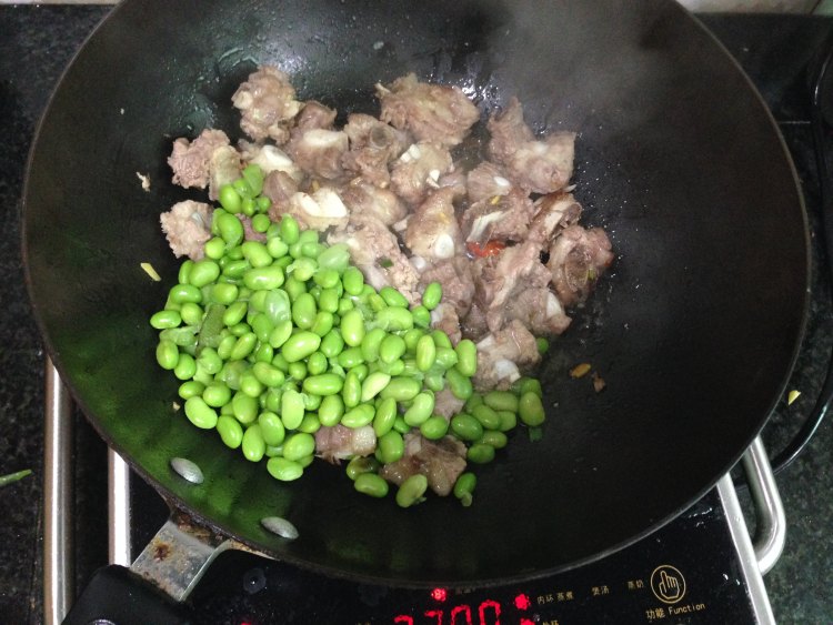 排骨烧青豆#新鲜从这步骤5