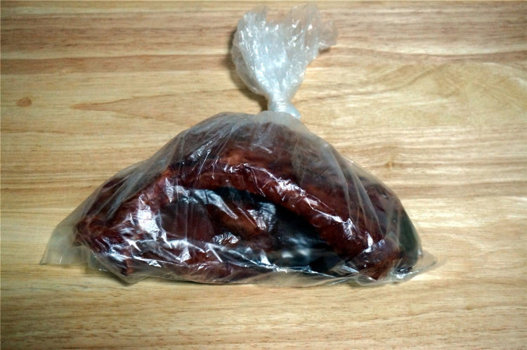 自制腌肉酱烤排骨步骤3