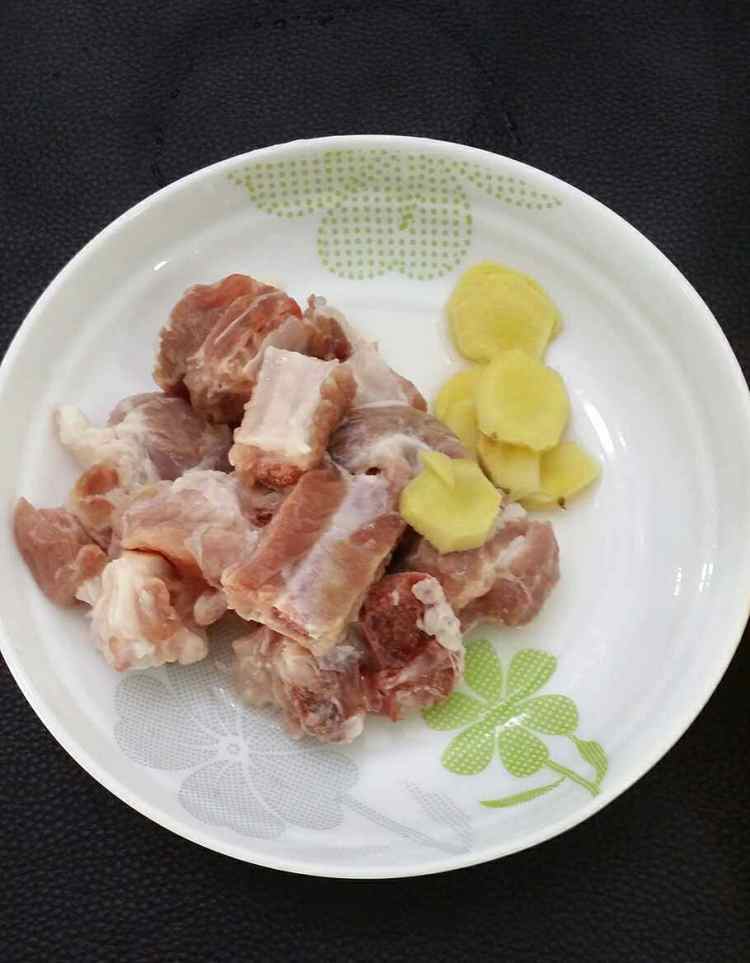 山药排骨汤#多效护理步骤2