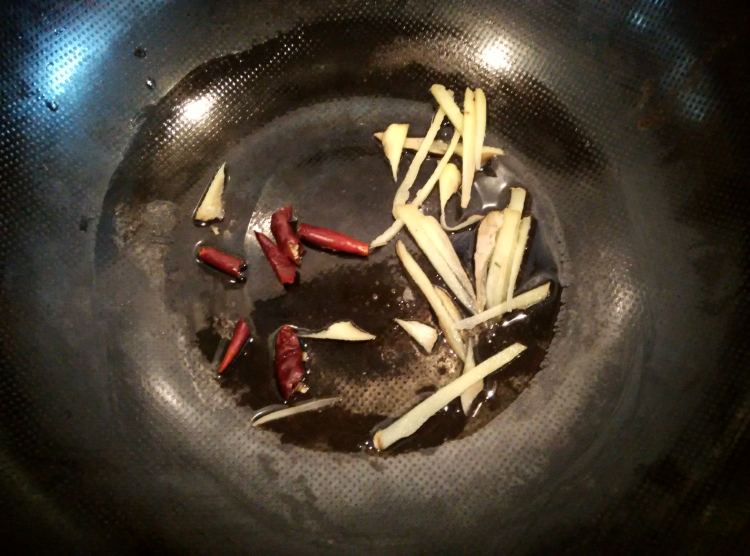 酸菜炖排骨#多效护理步骤6