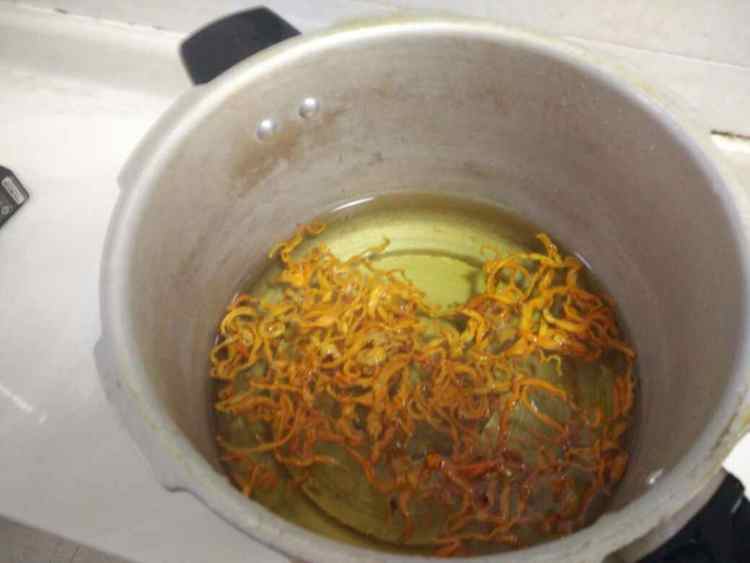 虫草花骨汤#多效护理步骤5