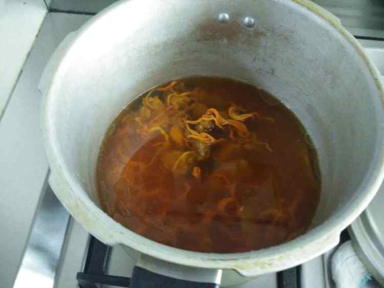 虫草花骨汤#多效护理步骤8
