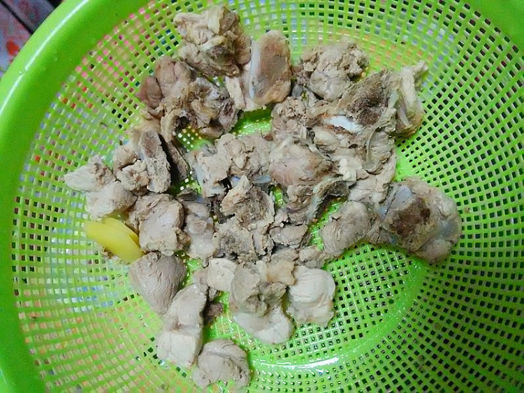 酸菜排骨步骤5