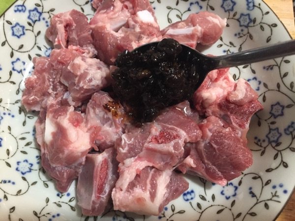 腊味排骨煲仔饭步骤2