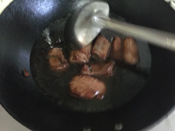 冬笋烧排骨步骤9