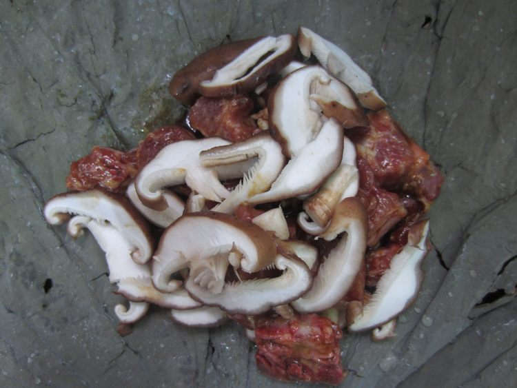 荷香蒸排骨步骤6