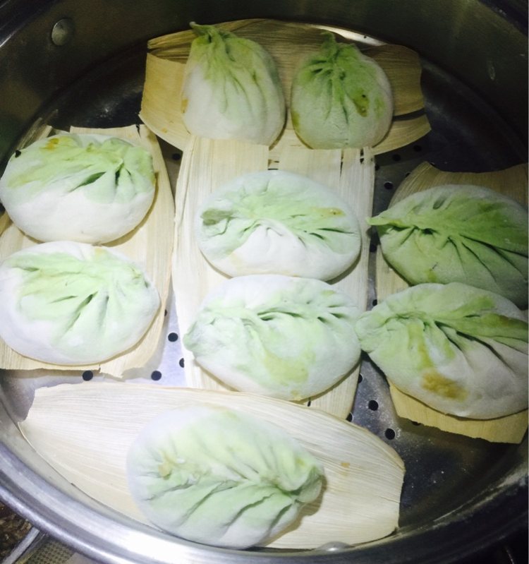 烫面白菜排骨包步骤10