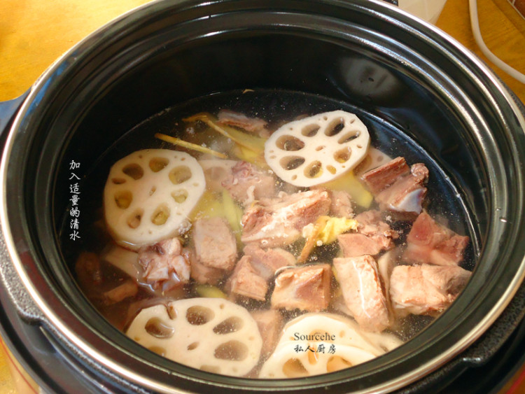 黑豆莲藕排骨汤步骤6