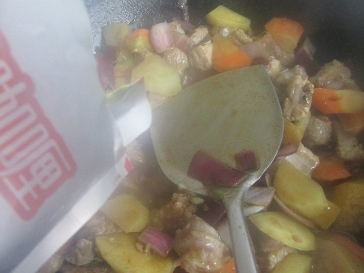 排骨咖喱米饭步骤7